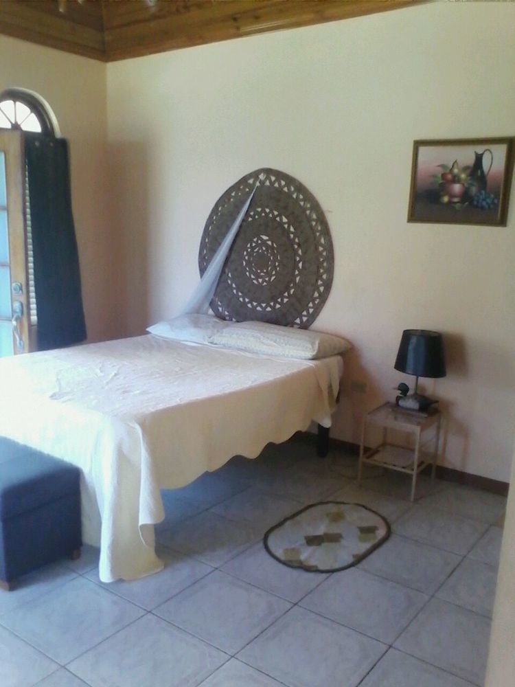 Dolphin Bay Yoga Guest House Drapers ภายนอก รูปภาพ